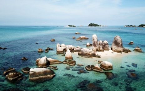 5 Destinasi Wisata Alam Unik yang Cuma Ada di Belitung