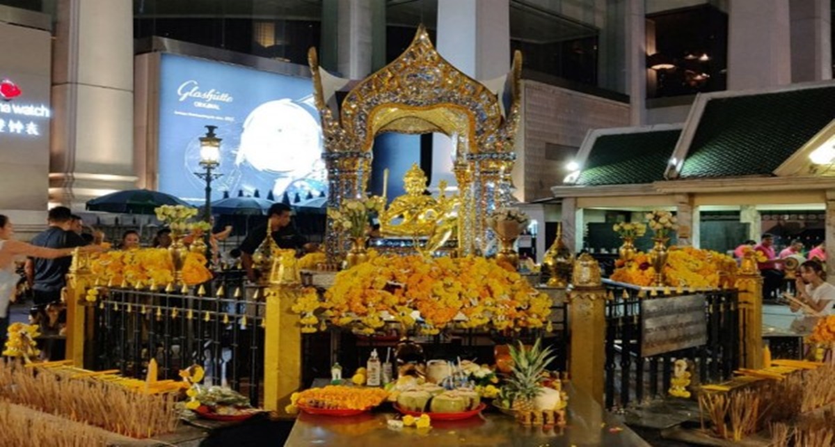7 Fakta Erawan Shrine, Tempat Wisata Religi dan Bersejarah di Bangkok