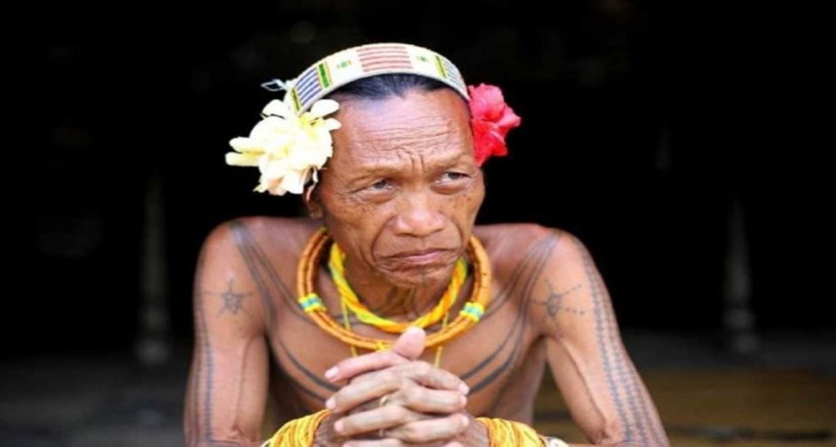 5 Fakta Tato Mentawai  Seni Rajah Tertua dari Suku Mentawai 