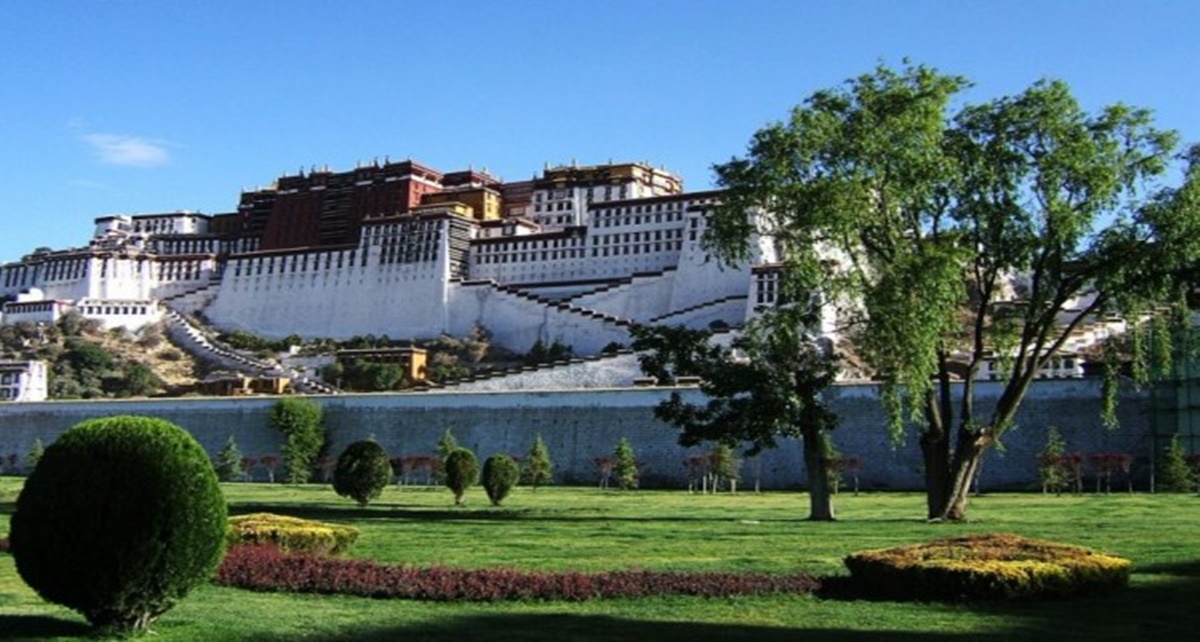 5 Fakta Unik Istana Potala, Istana Megah Tertinggi di Dunia