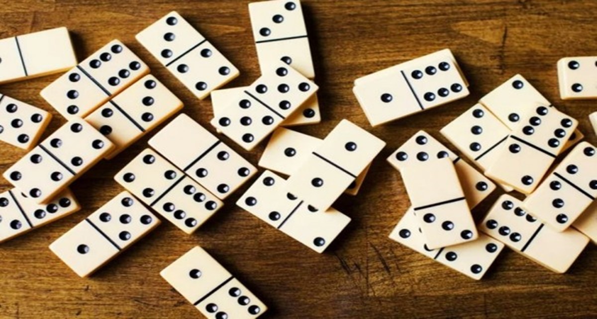 7 Fakta Sejarah Permainan Domino, Tahu Asalnya dari Mana?